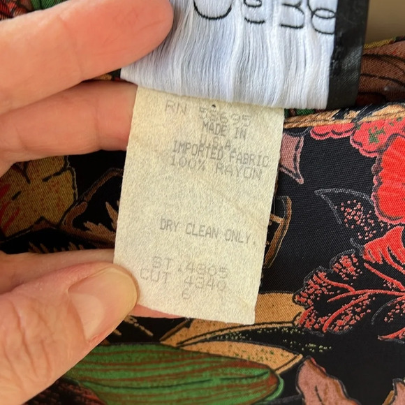 Phoebe Vintage 80’s 100% Rayon Floral Longsleeve Dress. Imperial Peplum sz 6 - Picture 3 of 9